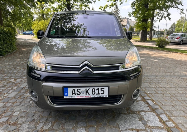 Citroen Berlingo cena 28999 przebieg: 231540, rok produkcji 2013 z Rumia małe 529